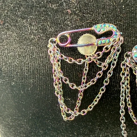 SASSY JONES Multicolor Safety Pin Chain Drop Earrings - Picture 2 of 4